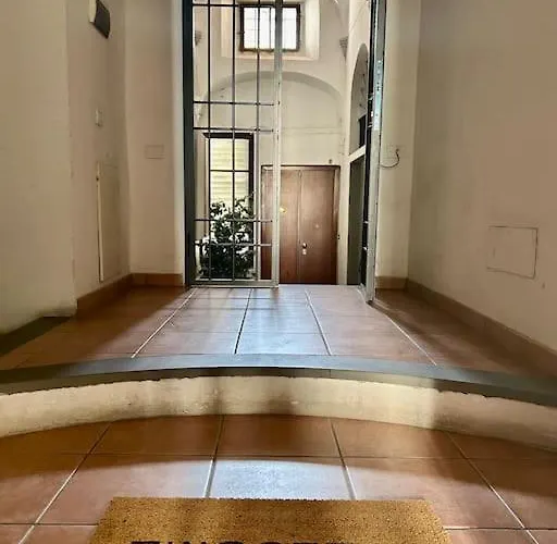 Romantico Con Vista Su Ponte Vecchio فلورنس